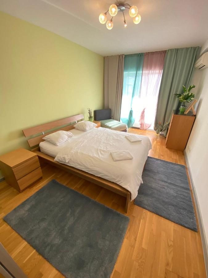 Green Apartment 214 With Private Parking Bukareszt Zewnętrze zdjęcie