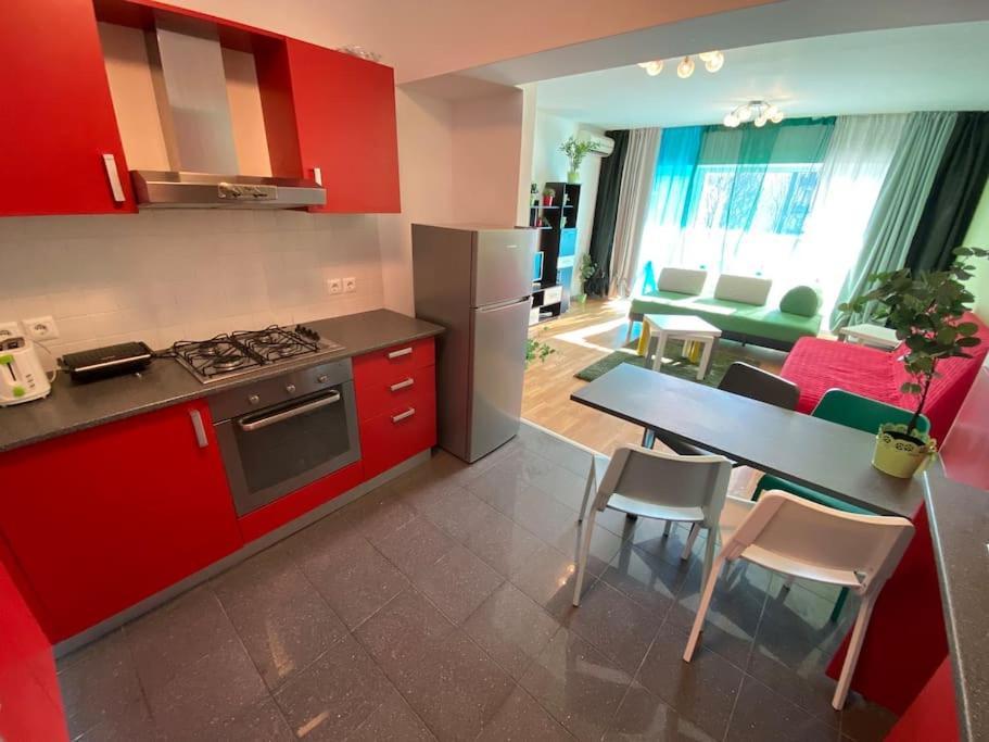 Green Apartment 214 With Private Parking Bukareszt Zewnętrze zdjęcie