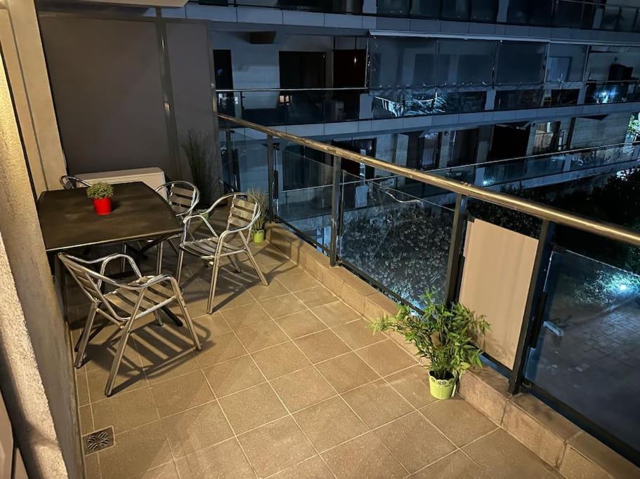 Green Apartment 214 With Private Parking Bukareszt Zewnętrze zdjęcie