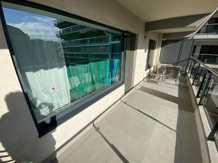 Green Apartment 214 With Private Parking Bukareszt Zewnętrze zdjęcie