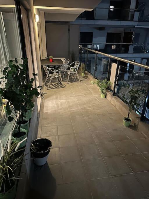 Green Apartment 214 With Private Parking Bukareszt Zewnętrze zdjęcie
