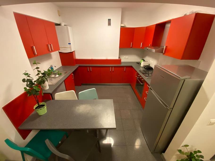 Green Apartment 214 With Private Parking Bukareszt Zewnętrze zdjęcie