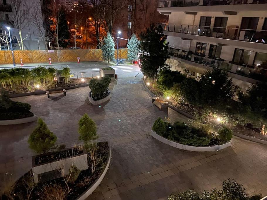 Green Apartment 214 With Private Parking Bukareszt Zewnętrze zdjęcie